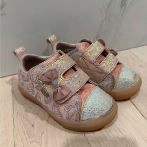 Adorable Toddler Girls Glitter Sneakers twinkle lights